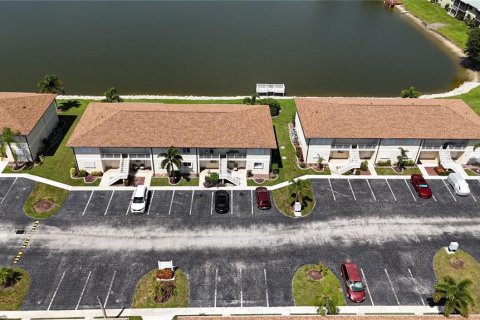 Condo in Punta Gorda, Florida, 2 bedrooms  № 2379258 - photo 28
