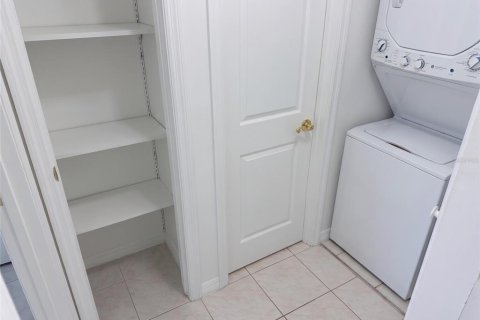 Condo in Punta Gorda, Florida, 2 bedrooms  № 2379258 - photo 16