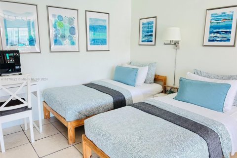 Condominio en venta en Miami Beach, Florida, 1 dormitorio, 62.43 m2 № 1859394 - foto 11