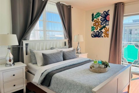 Condominio en venta en Miami Beach, Florida, 1 dormitorio, 62.43 m2 № 1859394 - foto 13