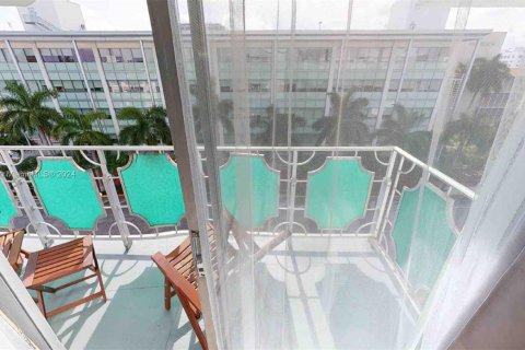 Condominio en venta en Miami Beach, Florida, 1 dormitorio, 62.43 m2 № 1859394 - foto 30