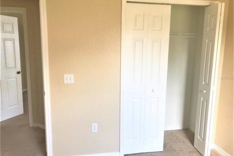 House in Kissimmee, Florida 3 bedrooms, 185.25 sq.m. № 2231808 - photo 17