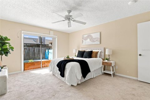 House in Tampa, Florida 3 bedrooms, 159.61 sq.m. № 2337329 - photo 20