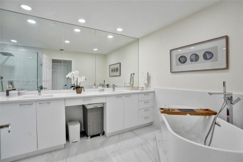 Купить кондоминиум в Авентура, Флорида 3 спальни, 180.69м2, № 1937027 - фото 26