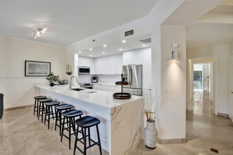 Condo in Aventura, Florida, 3 bedrooms  № 1937027 - photo 3