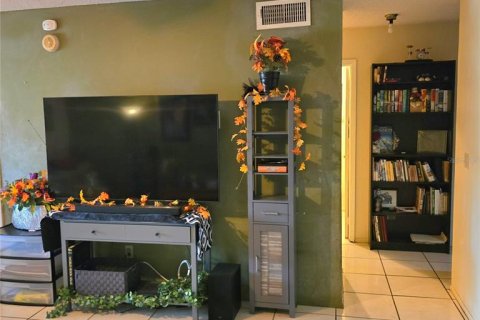 Condominio en venta en Orlando, Florida, 1 dormitorio, 68.93 m2 № 1402407 - foto 6