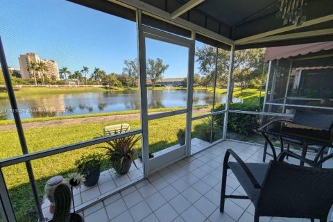 Купить таунхаус в Бока-Ратон, Флорида 3 спальни, 148.92м2, № 1971210 - фото 17