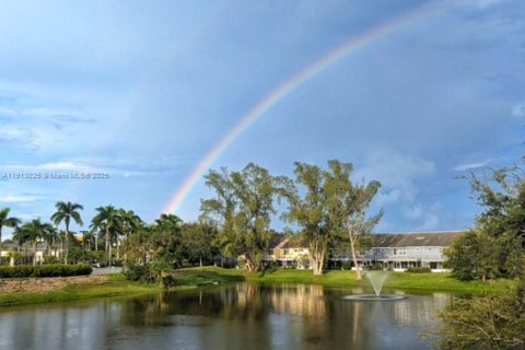 Купить таунхаус в Бока-Ратон, Флорида 3 спальни, 148.92м2, № 1971210 - фото 3