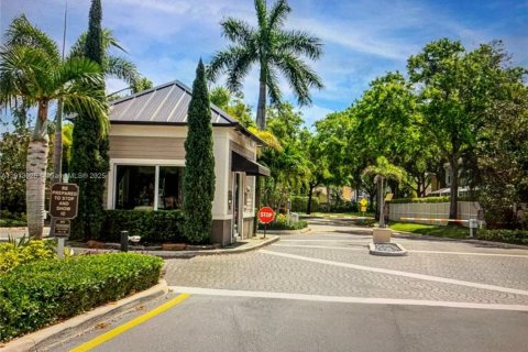 Купить таунхаус в Бока-Ратон, Флорида 3 спальни, 148.92м2, № 1971210 - фото 1