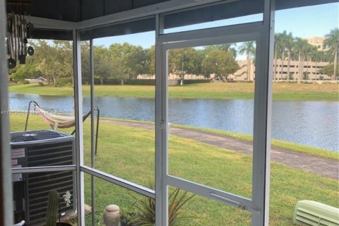 Купить таунхаус в Бока-Ратон, Флорида 3 спальни, 148.92м2, № 1971210 - фото 19