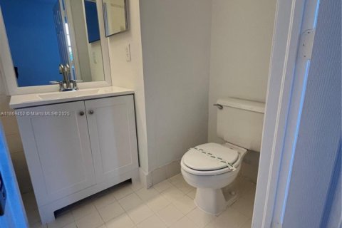Townhouse in Sunrise, Florida 3 bedrooms, 119.38 sq.m. № 1896022 - photo 25
