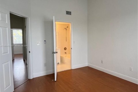 Townhouse in Sunrise, Florida 3 bedrooms, 119.38 sq.m. № 1896022 - photo 19