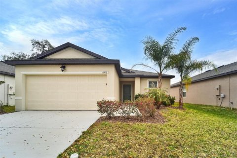 Casa en Zephyrhills, Florida 3 dormitorios, 137.22 m2 № 2209021
