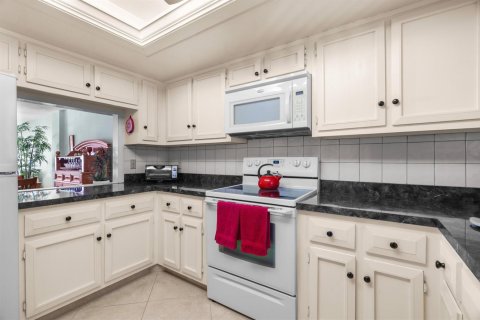 Copropriété à vendre à Pompano Beach, Floride: 2 chambres, 93.09 m2 № 2182345 - photo 9