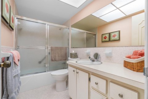 Copropriété à vendre à Pompano Beach, Floride: 2 chambres, 93.09 m2 № 2182345 - photo 17