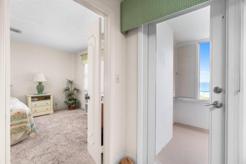 Copropriété à vendre à Pompano Beach, Floride: 2 chambres, 93.09 m2 № 2182345 - photo 29