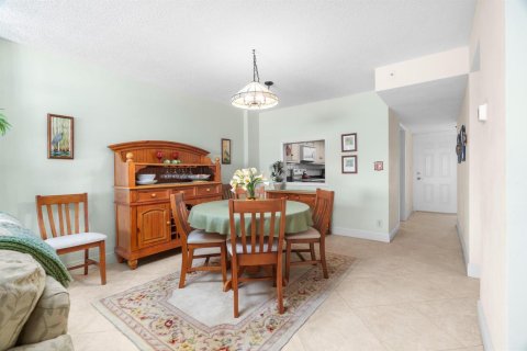 Copropriété à vendre à Pompano Beach, Floride: 2 chambres, 93.09 m2 № 2182345 - photo 13