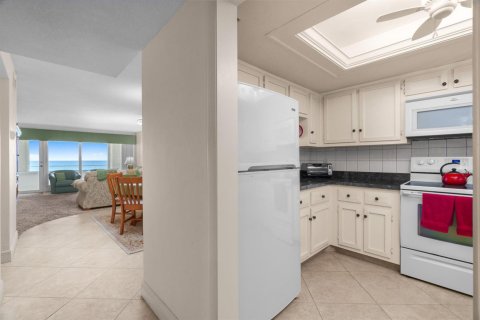 Copropriété à vendre à Pompano Beach, Floride: 2 chambres, 93.09 m2 № 2182345 - photo 11