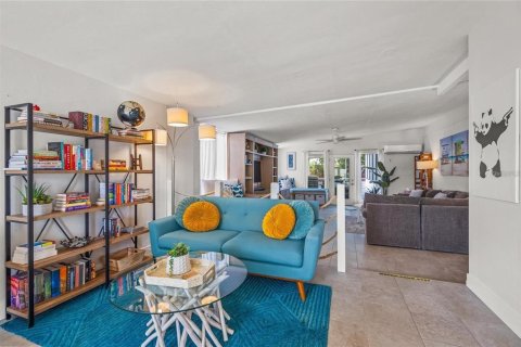 Casa en alquiler en Sarasota, Florida, 2 dormitorios, 138.61 m2 № 2204370 - foto 14