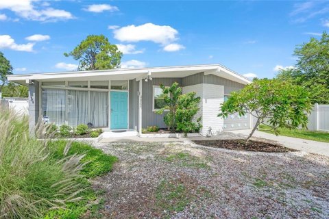 Villa ou maison à Sarasota, Floride 2 chambres, 138.61 m2 № 2204370