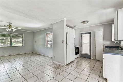 Casa en venta en Tampa, Florida, 2 dormitorios, 83.8 m2 № 1905106 - foto 15