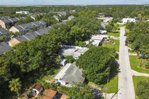 Casa en venta en Tampa, Florida, 2 dormitorios, 83.8 m2 № 1905106 - foto 2