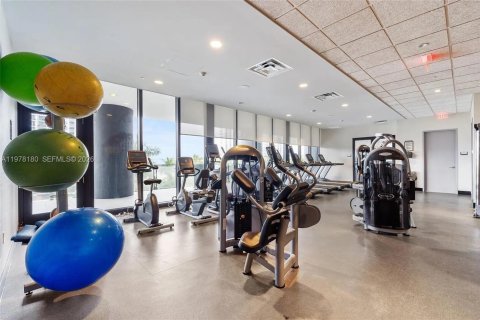 Copropriété à vendre à Doral, Floride: 1 chambre, 64.85 m2 № 2041876 - photo 14