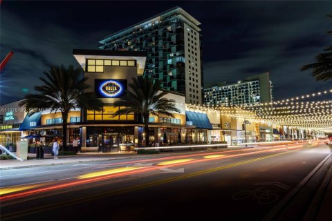 Copropriété à vendre à Doral, Floride: 1 chambre, 64.85 m2 № 2041876 - photo 15