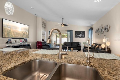 Villa ou maison à vendre à Hudson, Floride: 3 chambres, 159.79 m2 № 2142077 - photo 21