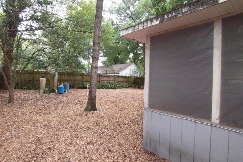 House in Sorrento, Florida 2 bedrooms, 97.08 sq.m. № 1816982 - photo 2