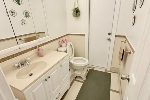 Villa ou maison à vendre à Coral Springs, Floride: 4 chambres, 202.62 m2 № 2406083 - photo 29