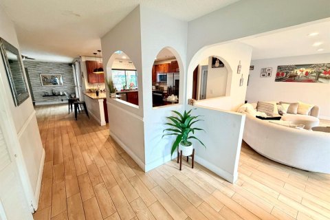 Villa ou maison à vendre à Coral Springs, Floride: 4 chambres, 202.62 m2 № 2406083 - photo 9