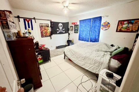 Villa ou maison à vendre à Coral Springs, Floride: 4 chambres, 202.62 m2 № 2406083 - photo 27