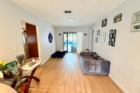Villa ou maison à vendre à Coral Springs, Floride: 4 chambres, 202.62 m2 № 2406083 - photo 18