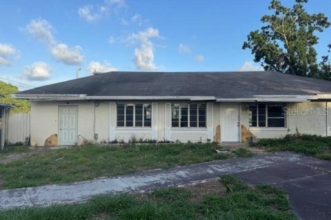 House in Tampa, Florida 3 bedrooms, 178.19 sq.m. № 1775053 - photo 14