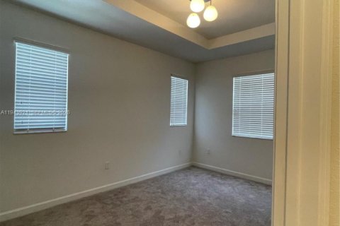 Touwnhouse à vendre à Homestead, Floride: 4 chambres, 169.08 m2 № 2002846 - photo 8