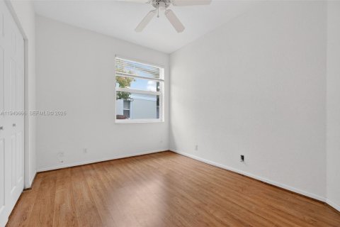 Touwnhouse à vendre à Coral Springs, Floride: 3 chambres, 109.07 m2 № 2005993 - photo 24