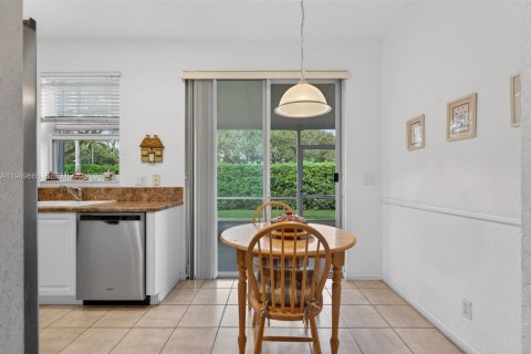 Touwnhouse à vendre à Coral Springs, Floride: 3 chambres, 109.07 m2 № 2005993 - photo 10