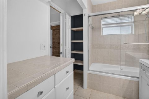 Villa ou maison à vendre à Delray Beach, Floride: 3 chambres, 155.05 m2 № 2431507 - photo 27