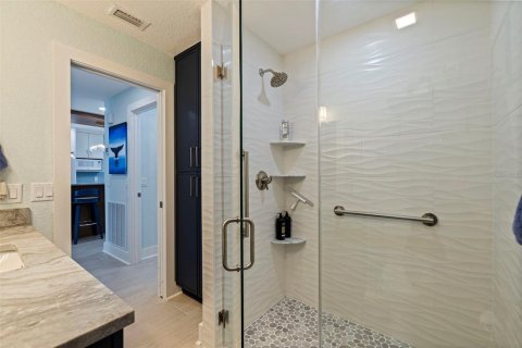 House in Saint Petersburg, Florida 2 bedrooms, 153.29 sq.m. № 2099250 - photo 26