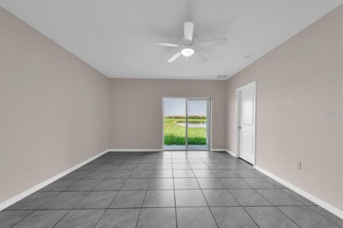 Villa ou maison à vendre à Wimauma, Floride: 3 chambres, 140.84 m2 № 2221271 - photo 10