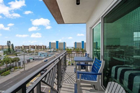 Condominio en venta en Madeira Beach, Florida, 2 dormitorios, 119.29 m2 № 2101838 - foto 30