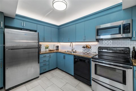 Купить кондоминиум в Юпитер, Флорида 2 спальни, 108.7м2, № 2082382 - фото 9