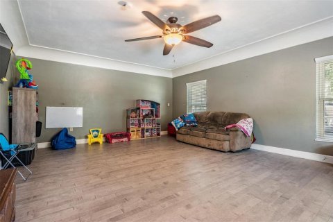 Villa ou maison à vendre à Lakeland, Floride: 6 chambres, 296.36 m2 № 1856139 - photo 14