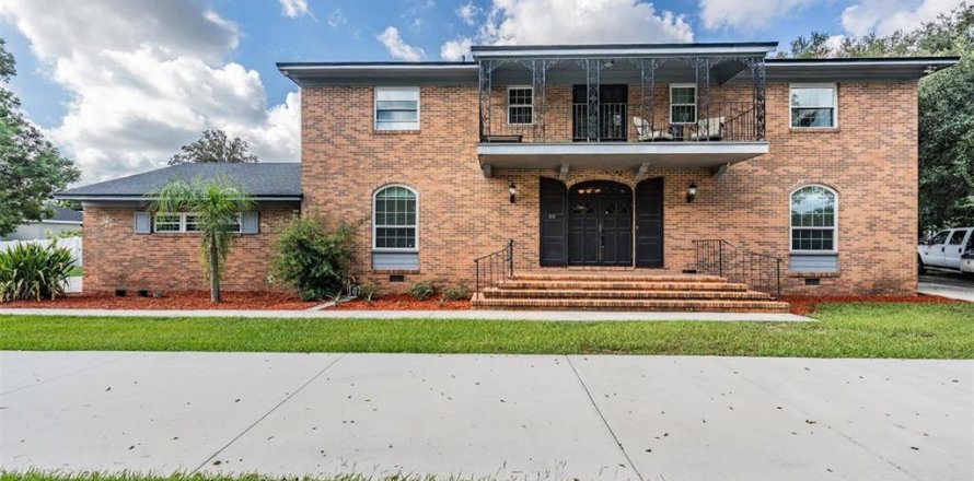 Villa ou maison à Lakeland, Floride 6 chambres, 296.36 m2 № 1856139