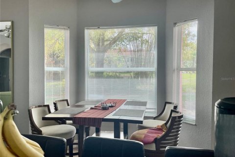 House in Land O' Lakes, Florida 3 bedrooms, 165.09 sq.m. № 2097993 - photo 5