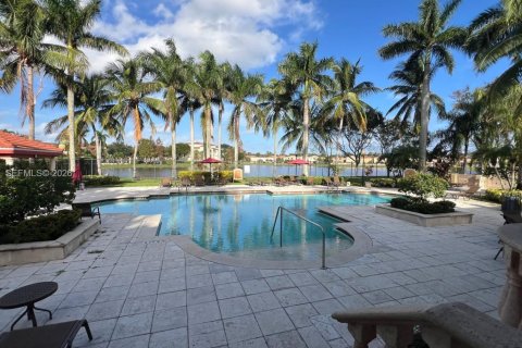 Купить кондоминиум в Уэст-Палм-Бич, Флорида 3 спальни, 120.77м2, № 1997163 - фото 23