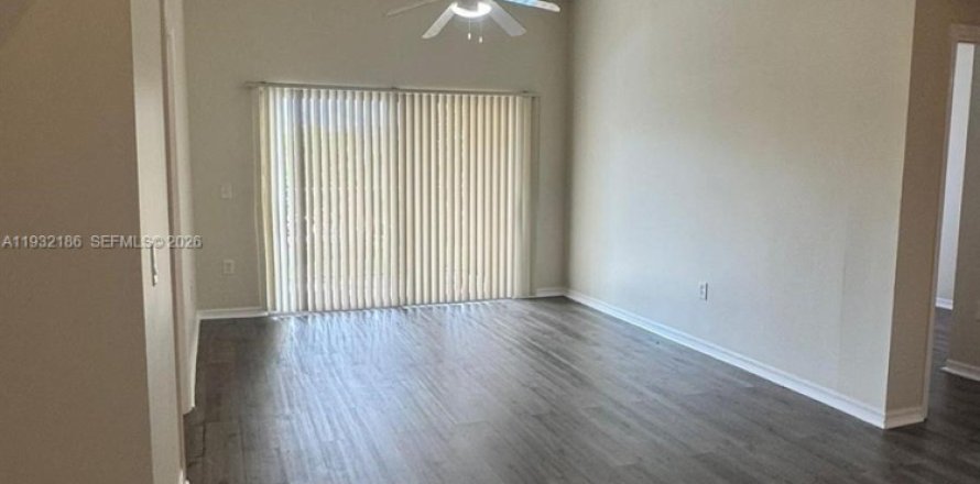 Кондоминиум с 3 спальнями в Уэст-Палм-Бич, Флорида № 1997163