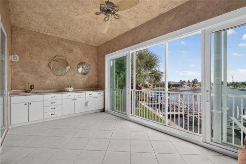 Adosado en venta en Punta Gorda, Florida, 4 dormitorios, 256.97 m2 № 2222698 - foto 21