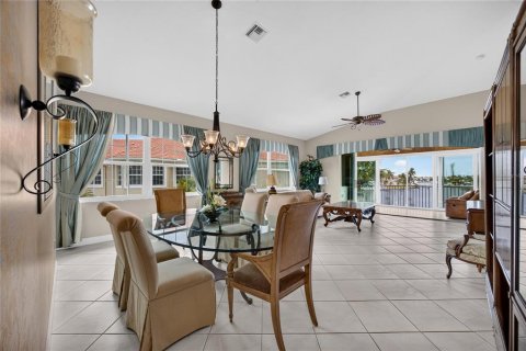 Adosado en venta en Punta Gorda, Florida, 4 dormitorios, 256.97 m2 № 2222698 - foto 17